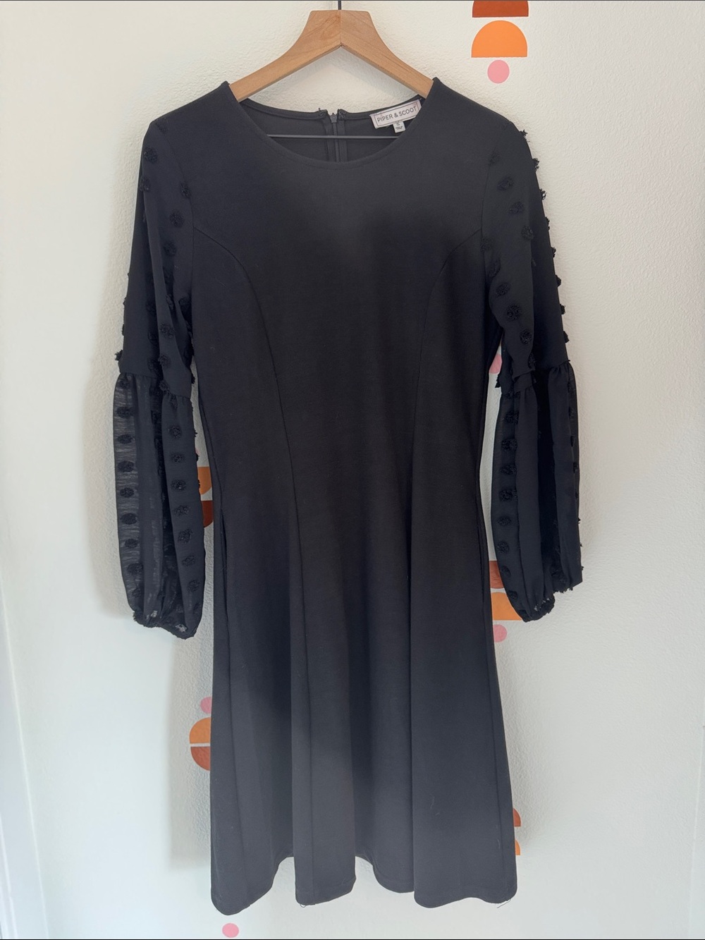 Black Long-Sleeve Puff-Sleeve Dress N0122